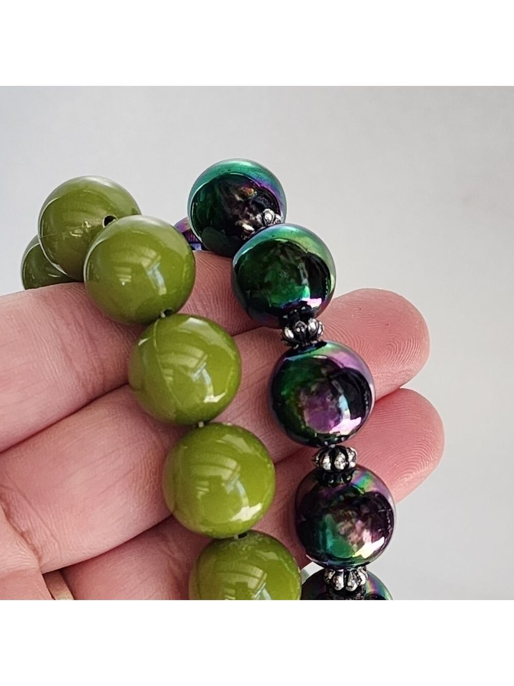 Stretch bracelet matching lot of 2 Green oil slick rainbow iridescent - Picture 3 of 4